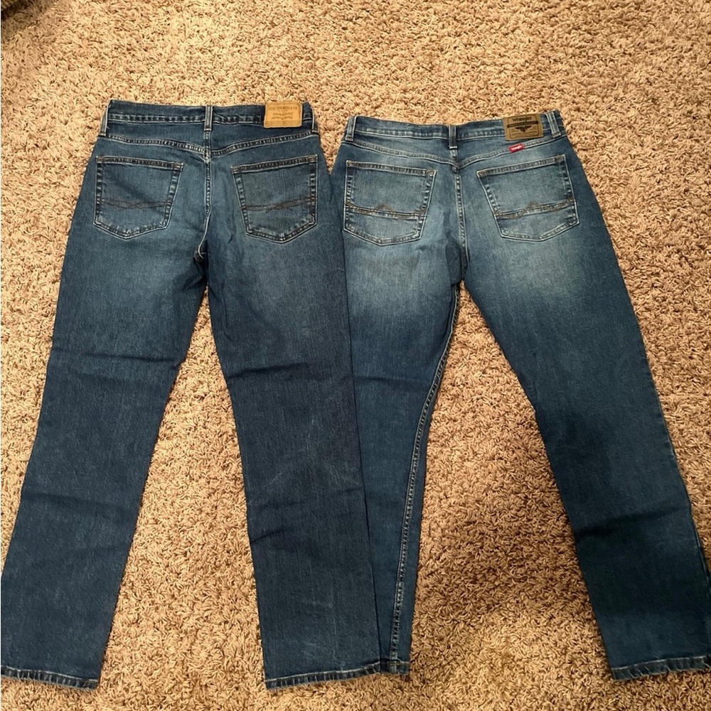 Wrangler Men's Dark and Medium Blue Straight Jeans